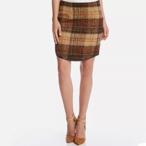 Karen Kane Wool Curved Hem Skirt